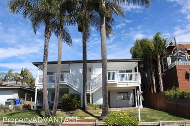 Main picture of 2427 Newcastle Ave