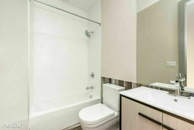 Main picture of 655 Knickerbocker Ave