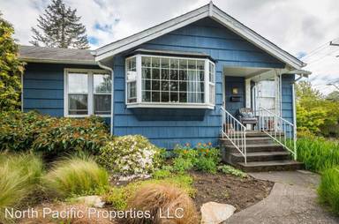 Main picture of 4058 41st Ave SW