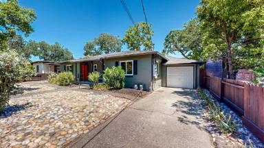 Main picture of 18467 4th Ave
