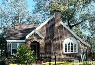 Main picture of 1822 Mayes St