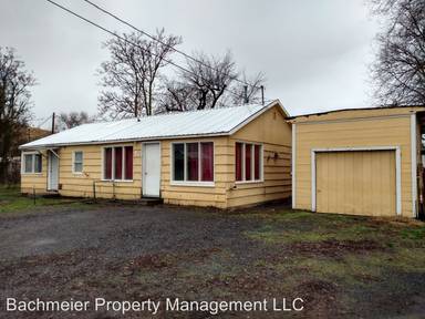 Main picture of 215 SE 16th St