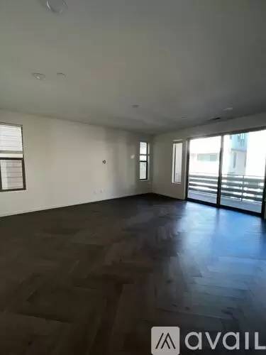 Main picture of 5998 Goff Ct
