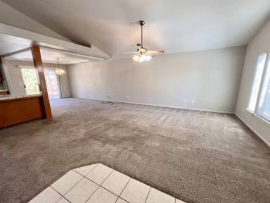 Main picture of 2563 Calimyrna Ave