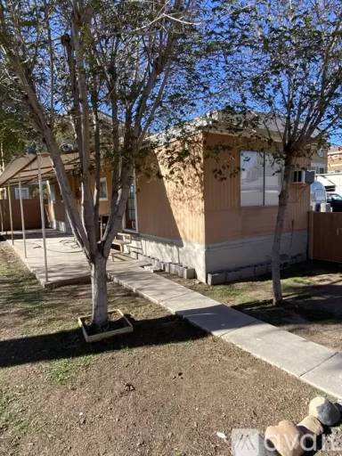 Main picture of 2430 W Glenrosa Ave