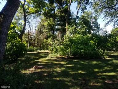 Main picture of 18735 Sunnybrook Ave