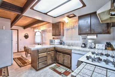 Main picture of 118 Leonard Ln