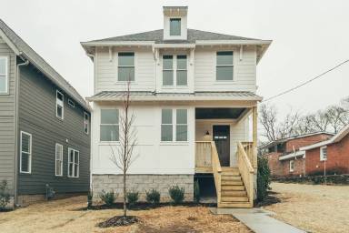 Main picture of 2128 15th Ave N