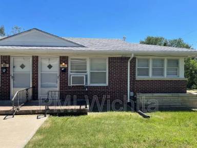 Main picture of 813 S Hillcrest St