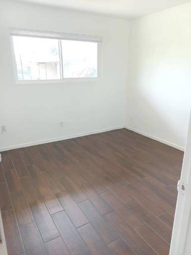 Main picture of 2749 W Caldwell Ave