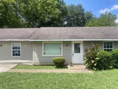 Main picture of 2834 Mount Vernon Rd