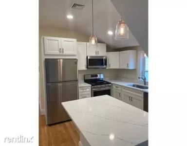 Main picture of 94 Josephine Ave