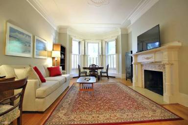 Main picture of 383 Commonwealth Ave