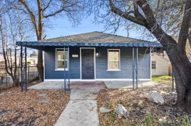 Main picture of 1120 El Monte Ave