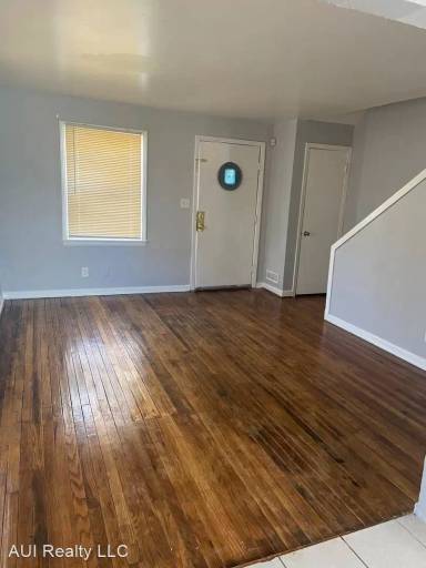 Main picture of 7112 Virginia Ave