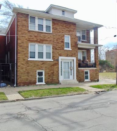 Main picture of 9932 Lawton St