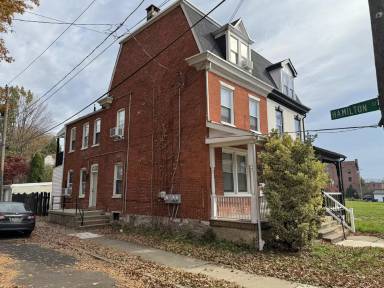 Main picture of 539 N Plum St