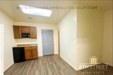 Main picture of 8th Street Apartments