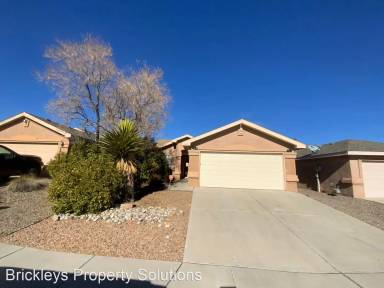 Main picture of 7459 Sanderling Rd NW