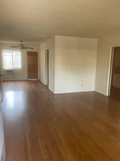 Main picture of 918 W Huntington Dr