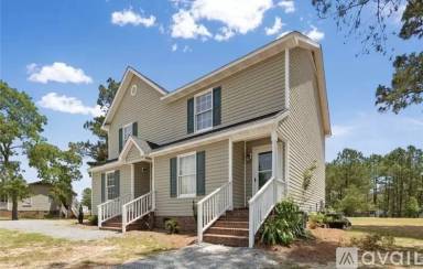 Main picture of 48 Fox Run Ln