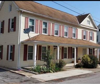 Main picture of 44 Middle St
