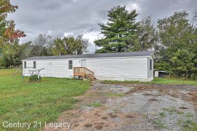 Main picture of 205 Burnett Chapel Ln