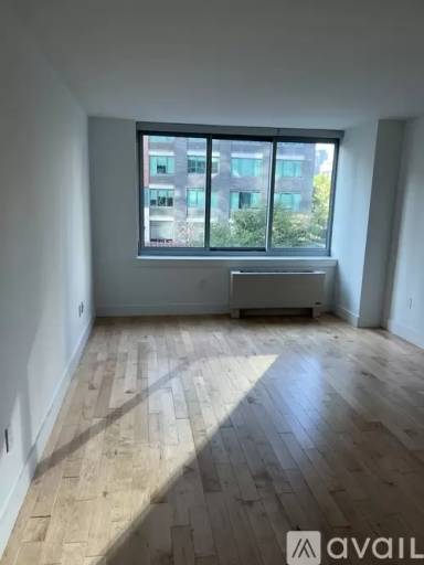 Main picture of 4705 Center Boulevard Apartments