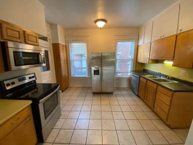 Main picture of 211 E 16th Ave