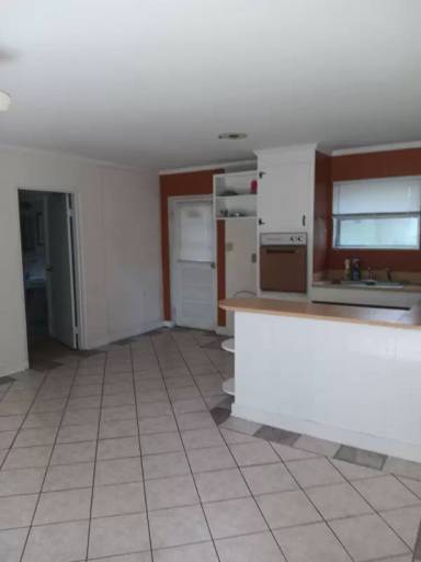 Main picture of 2700A Jefferson Dr