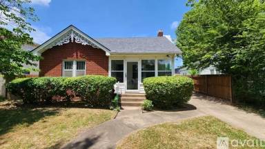 Main picture of 1124 S Florence Ave
