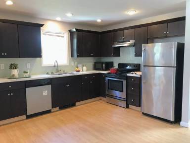 Main picture of 644 Hudson St