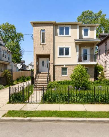 Main picture of 204-206 N 7th St