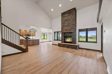 Main picture of 7758 Brooks Loop