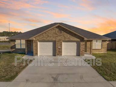 Main picture of 103 Lost Trl