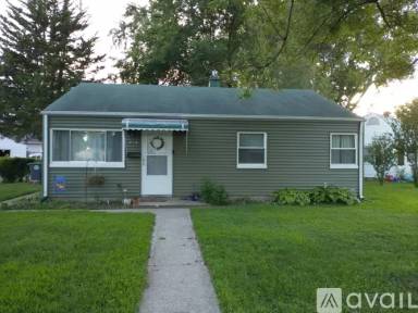 Main picture of 216 N Delaware St