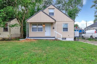 Main picture of 1245 Duxberry Ave