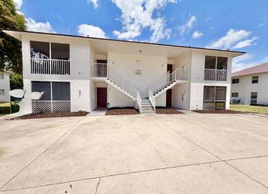 Main picture of 4231 Gulfstream Dr