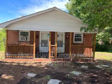Main picture of 527 Smith St