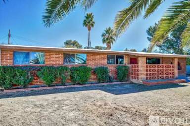Main picture of 541 S Kent Pl