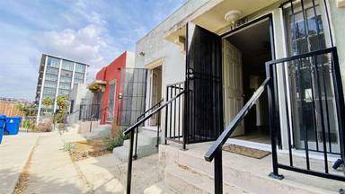 Main picture of 1155 1/2 Sunvue Pl