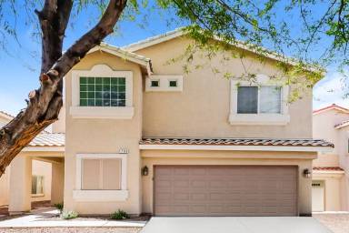 Main picture of 1743 Dark Wolf Ave