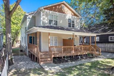 Main picture of 660 Bryan St SE