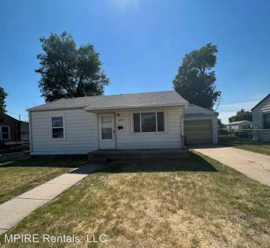 Main picture of 2919 Morton St