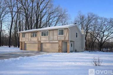 Main picture of 1396 Lakeside Cir