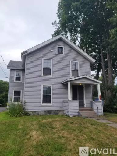 Main picture of 48 River St
