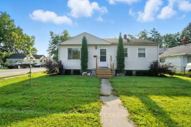 Main picture of 1126 Searles Rd