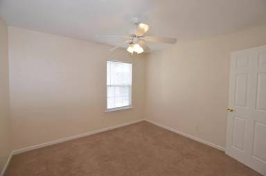 Main picture of 10629 Claude Freeman Dr