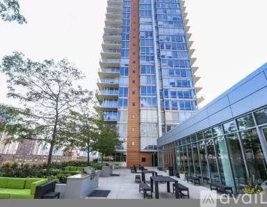 Main picture of Burnham Pointe