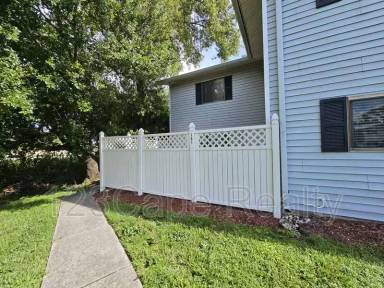 Main picture of 7681 Tamara Lee Ct